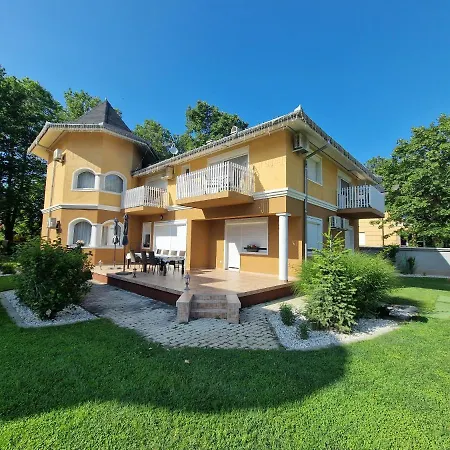Apartment Leticia Siofok